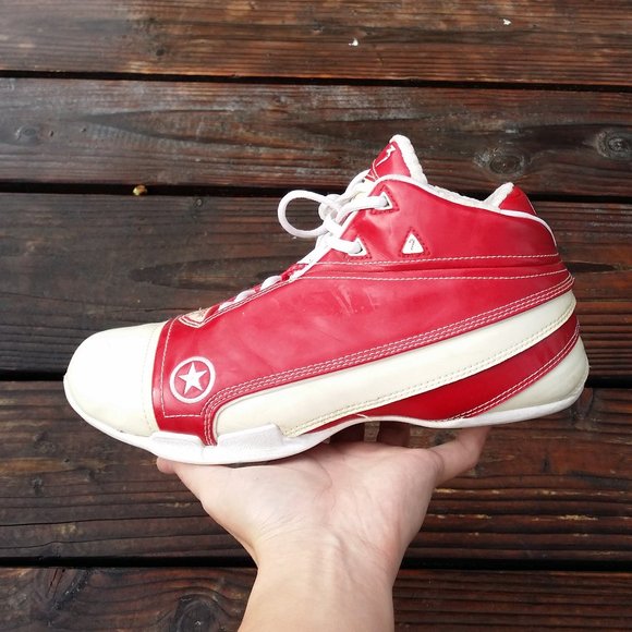 Rare Men Converse Dwyane Wade 1.3 Mid Christmas Candy Cane Basketball Sneakers main image 7